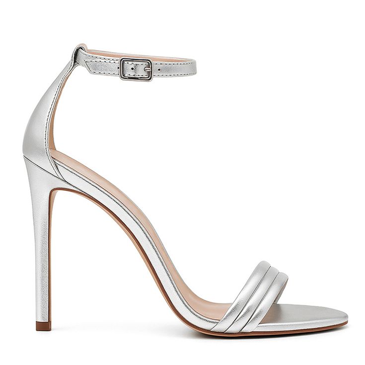 sandalia-royalz-metalizada-victoria-salto-alto-fino-tira-prateada.jpg
