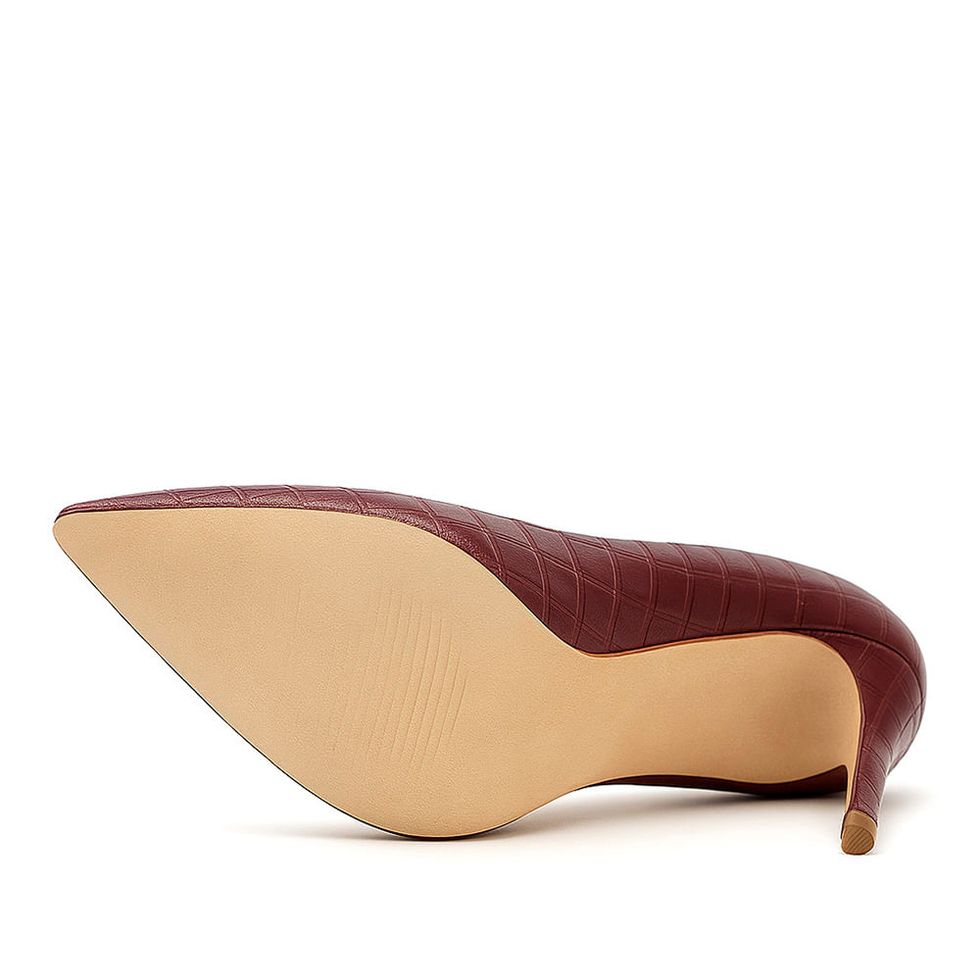 scarpin-royalz-croco-salto-alto-fino-celine-vinho-bordo-3.jpg