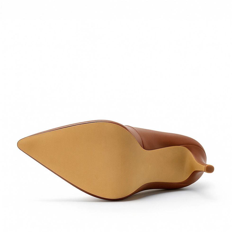 scarpin-royalz-liso-salto-alto-fino-celine-marrom-3