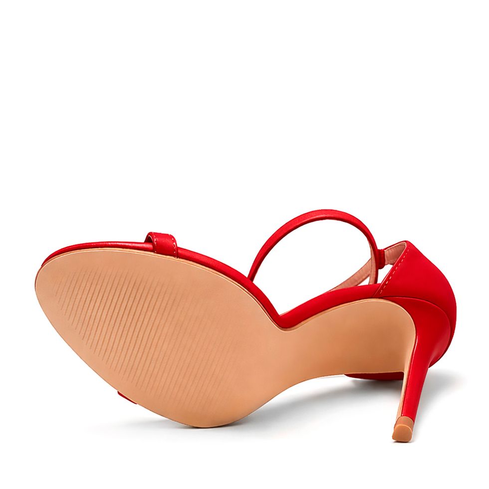 sandalia-royalz-nobuck-paola-salto-alto-fino-tira-vermelha-2