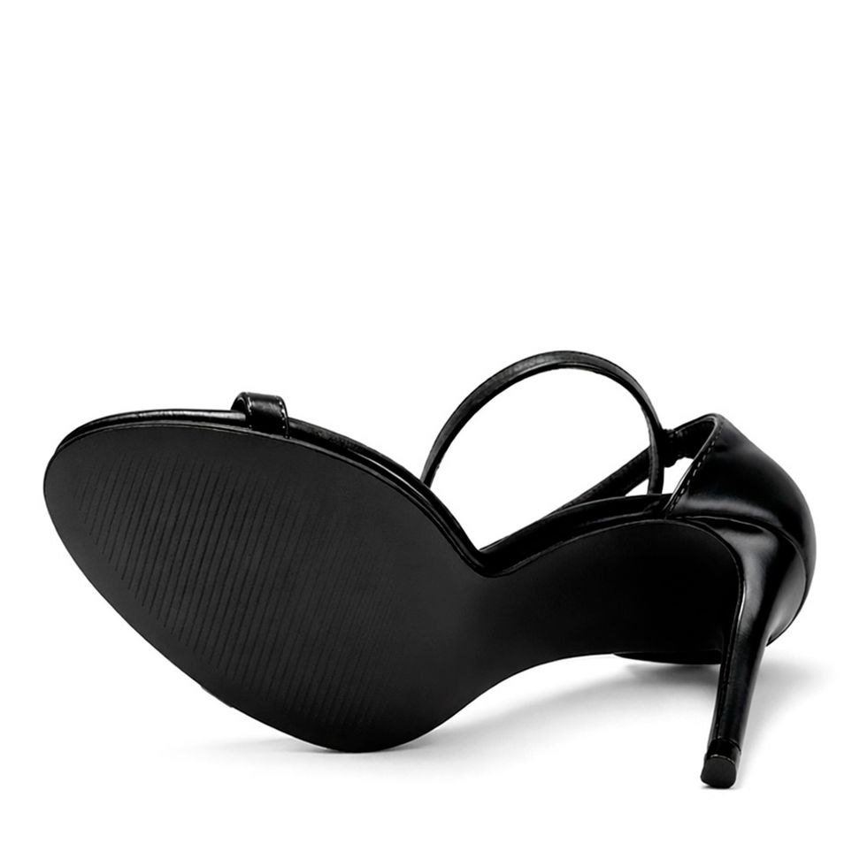 sandalia-royalz-lisa-paola-salto-alto-fino-tira-preta-3